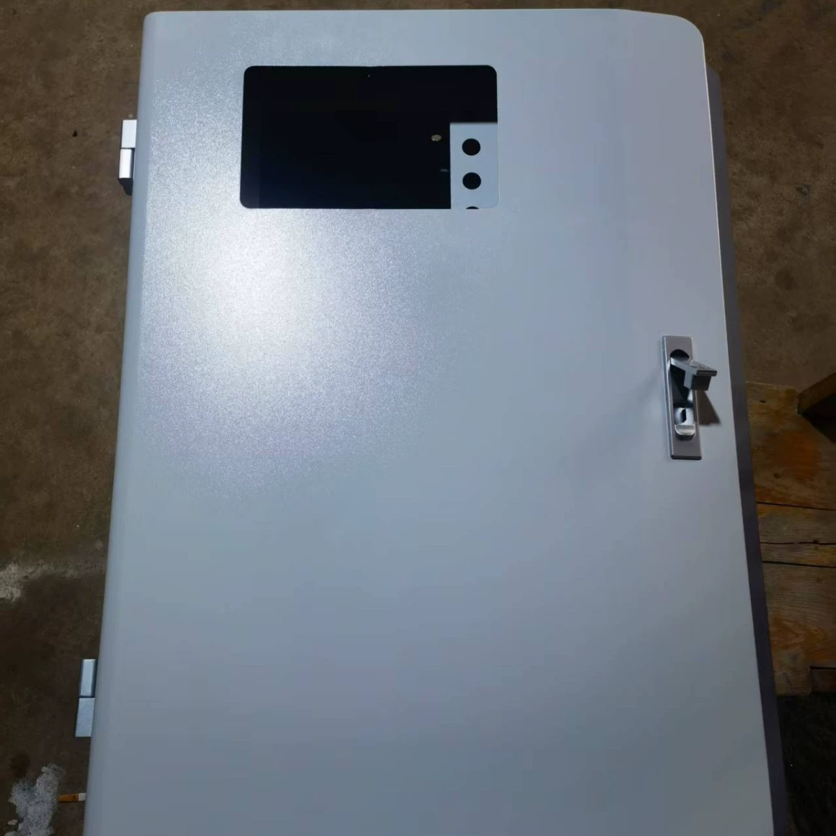 Обработка листового металла для корпусов оборудования, металлических корпусов, производство водонепроницаемых шкафов