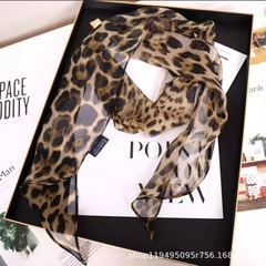 100% マルベリーシルクジョーゼットシルク 10*145 センチメートルファッションヒョウ柄斜めシルクスカーフ女性の夏のハイエンドスカーフ
