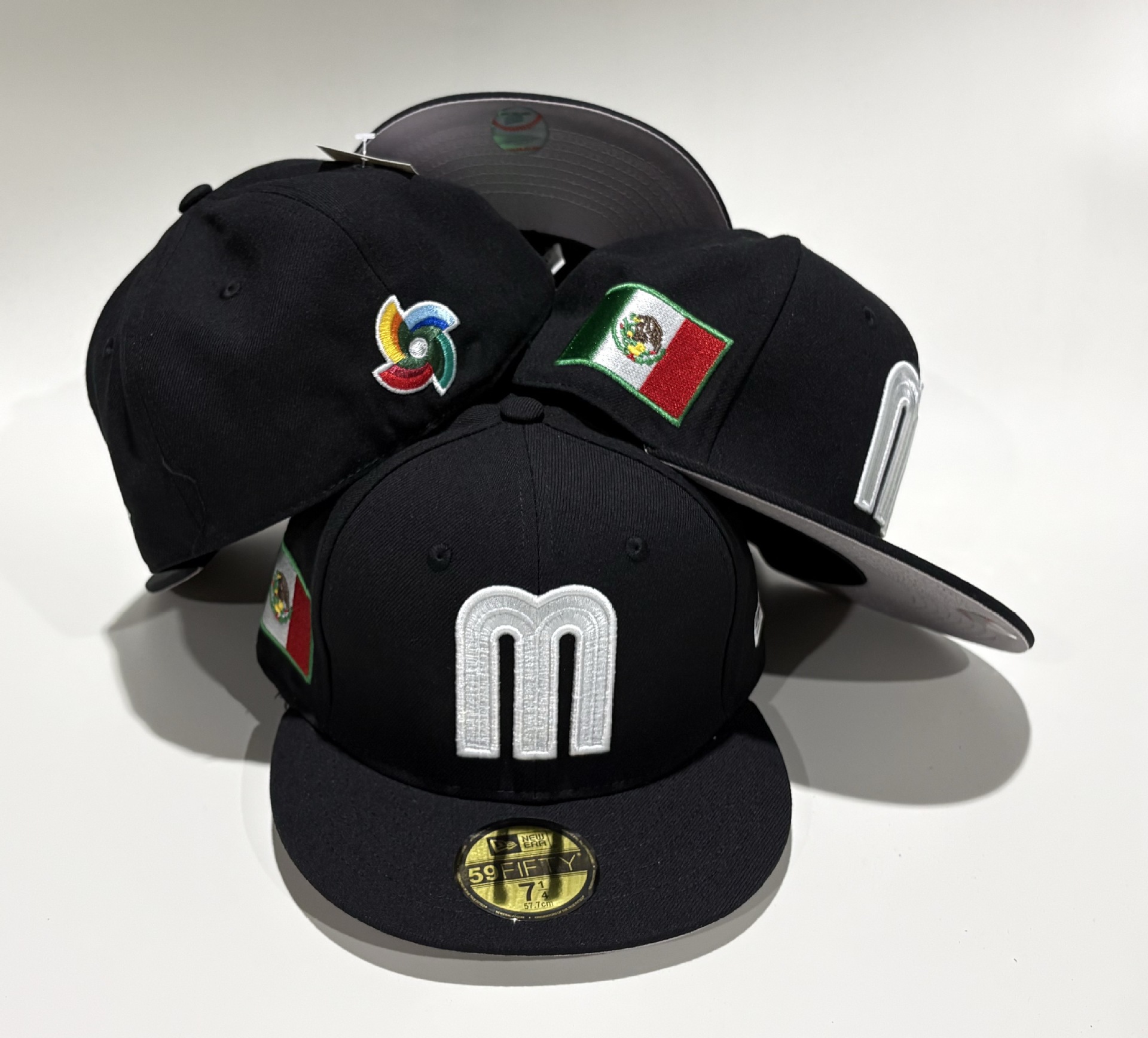 Transfronterizos de alta calidad totalmente cerrados no ajustables bordados sombreros de béisbol comercio exterior sombreros de sombreros para hombres y mujeres sombreros de borde plano al por mayor