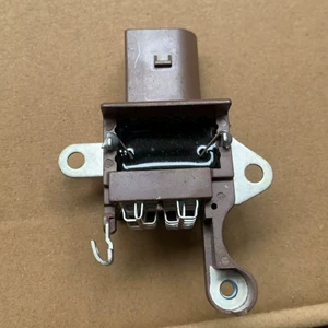 Directly supplied by the manufacturer, car generator electronic regulator IFX7850 47700-1T06 car electronic regulator