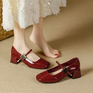 ��ʽ�r�Џ͹Ŭ������|��Ь�tɫ�\��ƤЬ2025�¿����L���^��ЬŮЬ