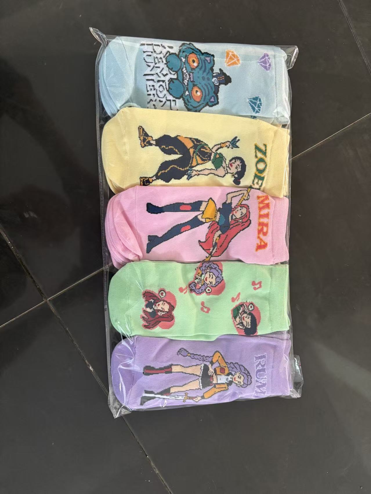 2024 primavera y verano nuevos calcetines de dibujos animados japoneses calcetines de mujer calcetines de algodón peinado coreano calcetines de barco