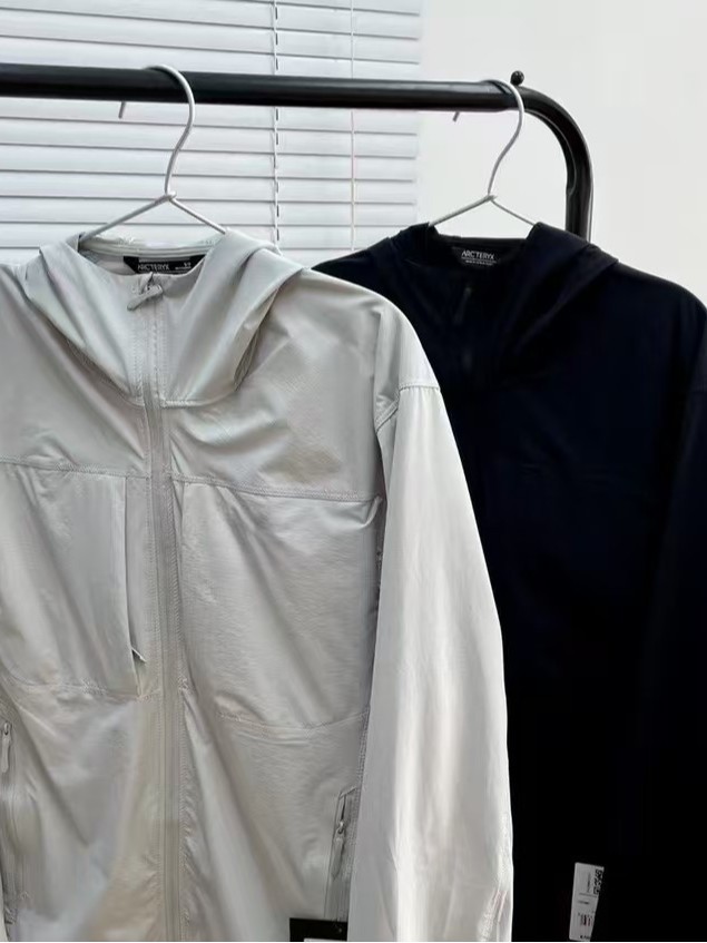 Bird House Gamma LightWeight impermeable y transpirable para parejas con capuzas casuales de cáscara blanda