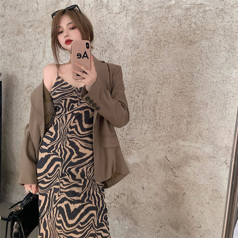 Cross-border wholesale temperament sexy strapless dress summer new print seaside holiday beach dress Super fairy