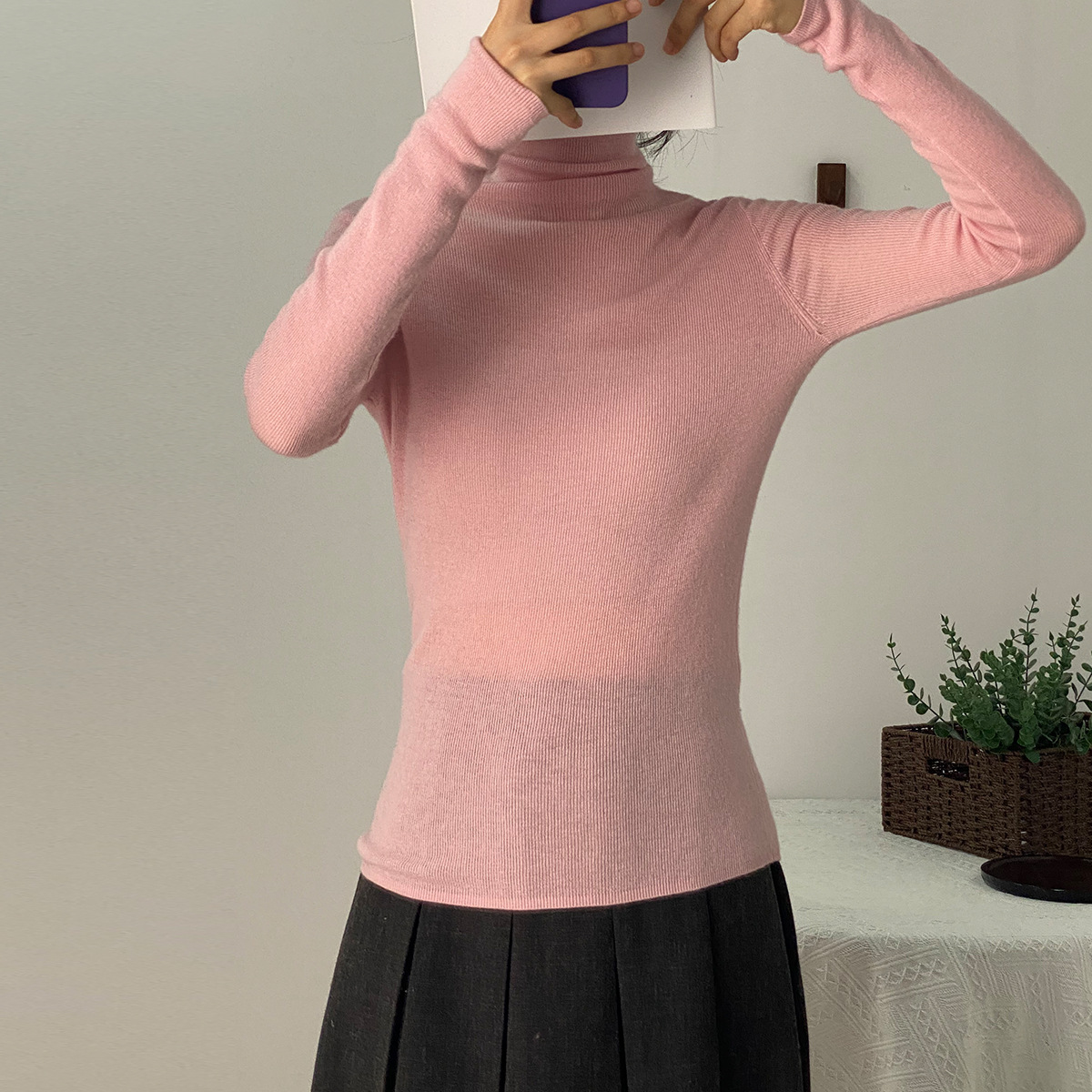 Zero-pressure high-neck 100% pure wool base layer sweater for women, slim fit knit sweater, thin and flattering for autumn.