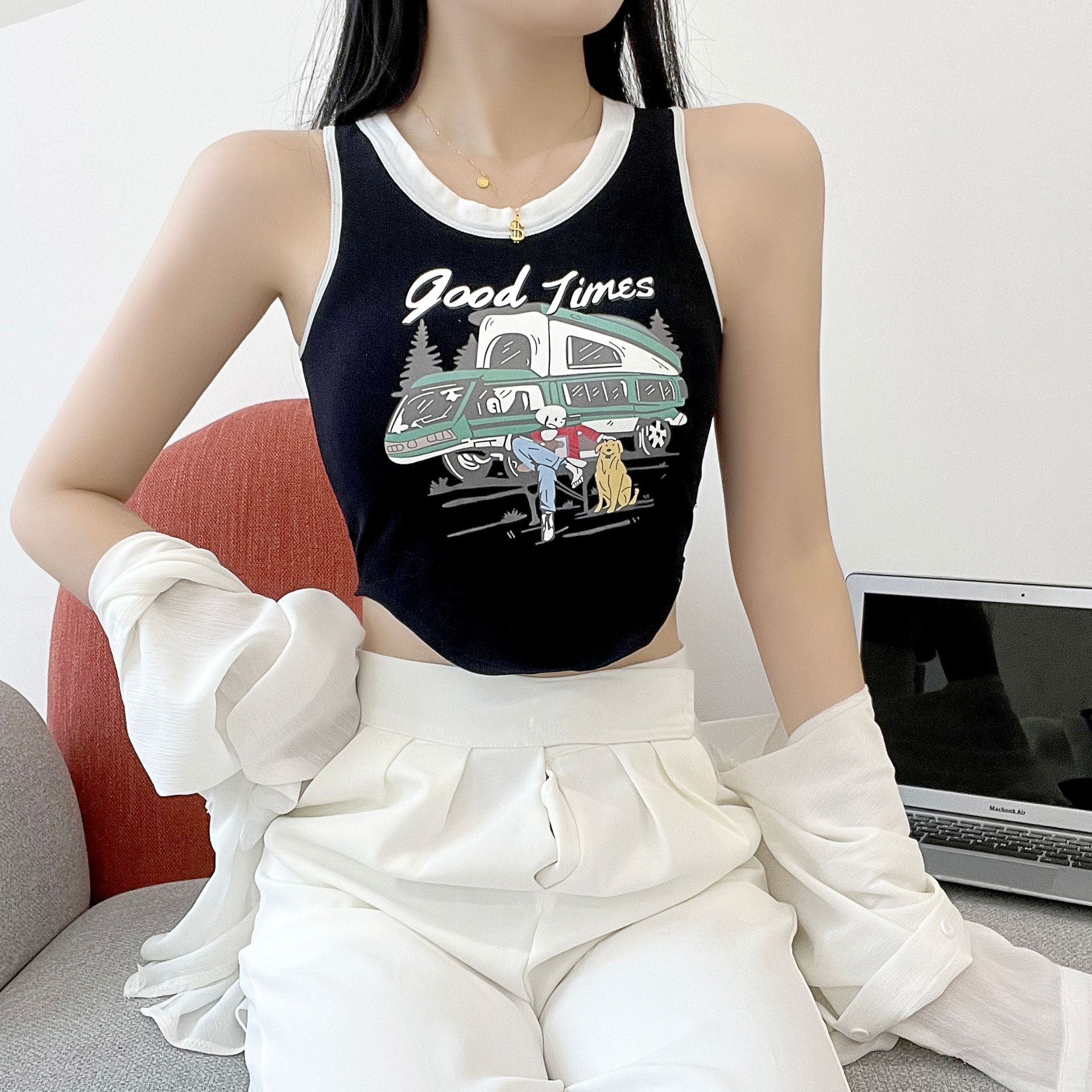 Primavera y verano carta de impresión camisola desgaste exterior de las mujeres belleza ropa interior desgaste interior sexy chica caliente recortada top