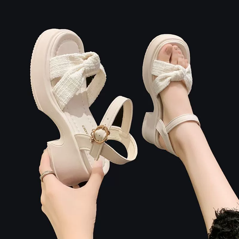 Белые сандалии в стиле феи на толстой подошве, женская обувь для лета 2023, маленький толстый каблук, одноремешковые, модные пляжные туфли