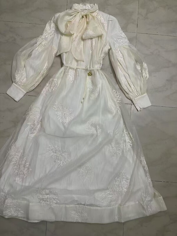 黑白撞色晚装宴会礼服裙2025秋女长袖收腰显瘦大摆绣花系带连衣裙|undefined
