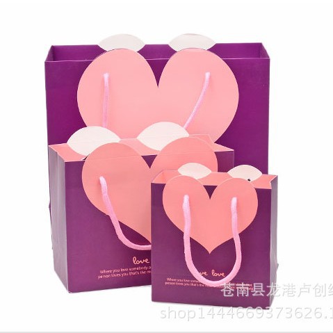 精美礼品袋 大红爱心包装袋 婚庆回礼袋手提纸袋喜糖袋厂家可定