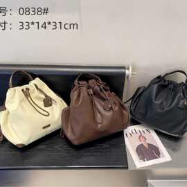 自营跨境速卖通亚马逊批发工厂新款双肩包百搭大容量通勤电脑包