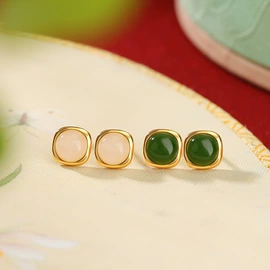 耳钉;戒指;吊坠