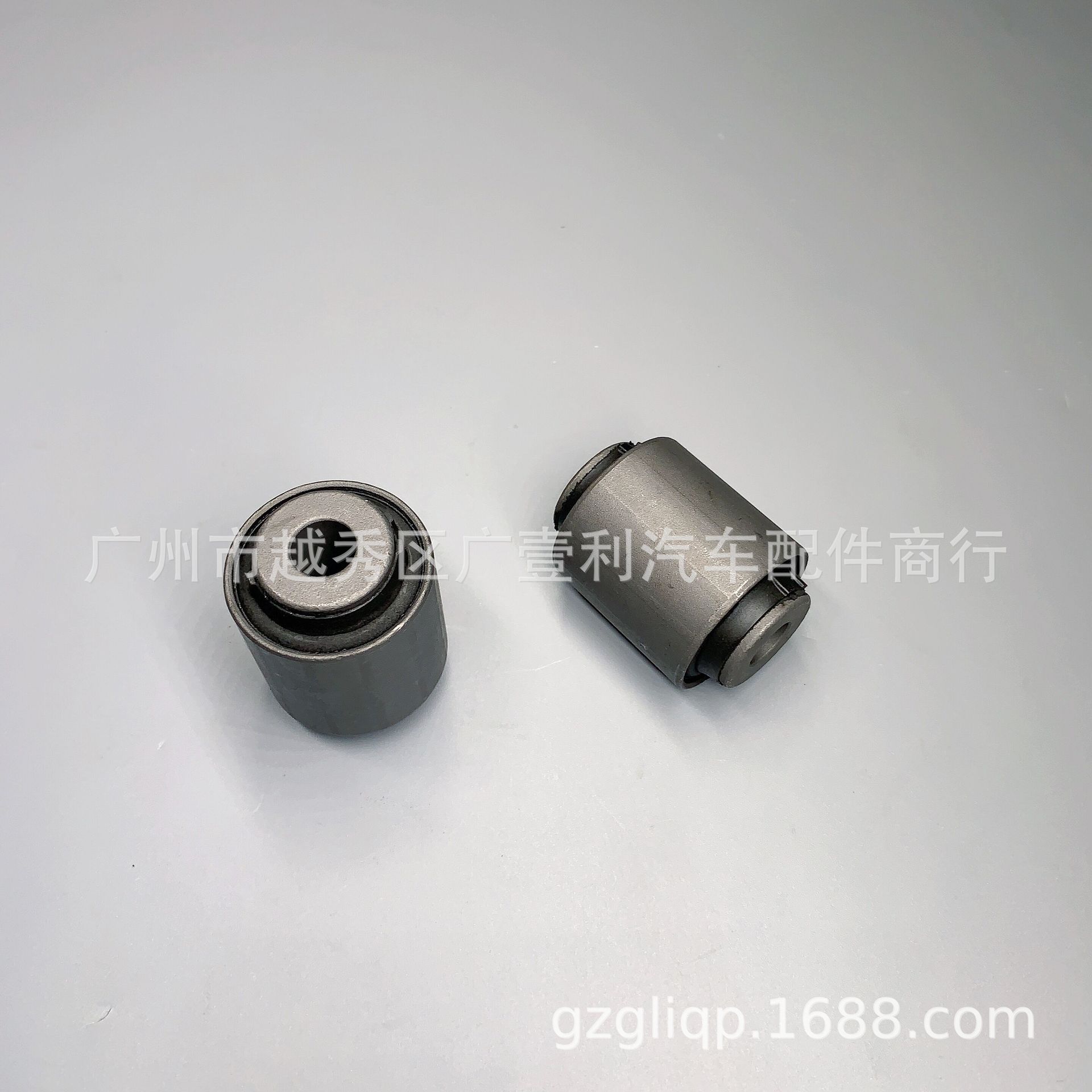 Suitable for 48725-33020 48725-05020 ACV40 RX330 Highlander rear pull rod glue