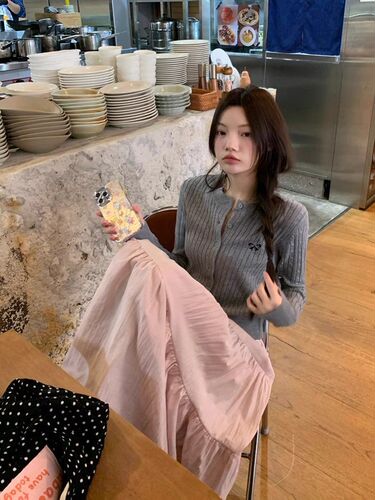 Half skirt spring and summer women's new white all-matching solid color cake skirt, high waist, slimming, large swing skirt, casual dress