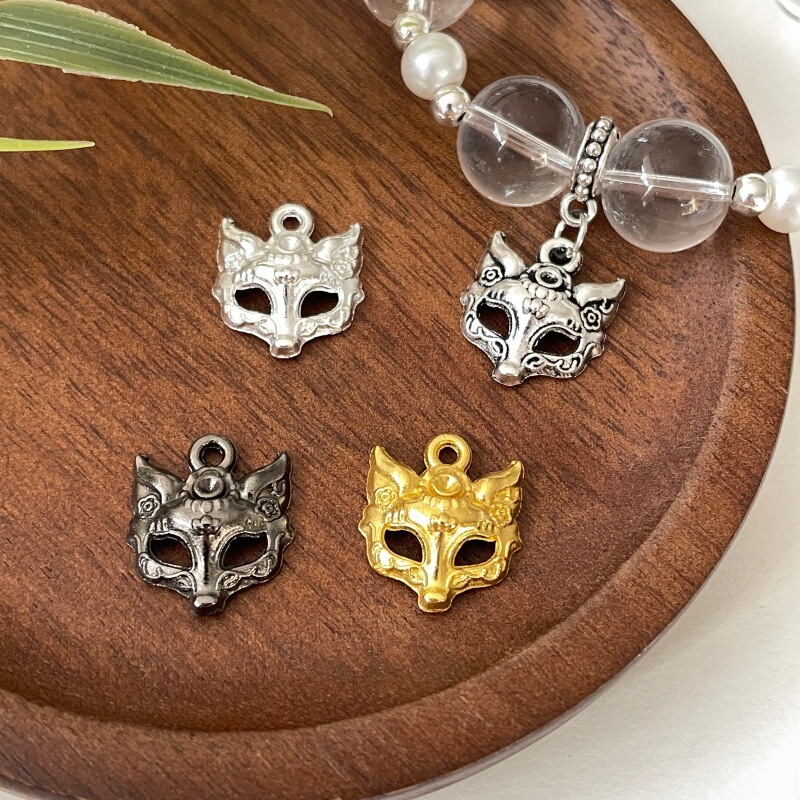 Alloy Retro Cut Out Fox Mask Pendant Fox Pendant DIY Bracelet Necklace Braided Rope Beaded Jewelry Accessories Alloy Retro Cut Out Fox Mask Pendant Fox Pendant DIY Bracelet Necklace Braided Rope Beaded Jewelry Accessories