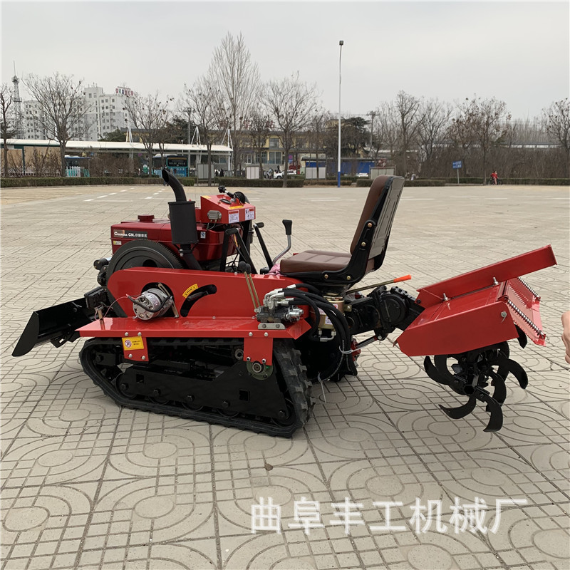 2024新款乘坐式履带旋耕机多功能家用耕地机水旱两用微耕机起隆机
