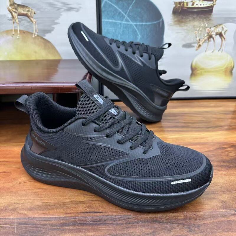 Large Size 2026 New Summer Mesh Breathable Comfortable Versatile Soft-Soled Lightweight Men's Casual Running Shoes Black Large Size 2026 New Summer Mesh Breathable Comfortable Versatile Soft-Soled Lightweight Men's Casual Running Shoes Black