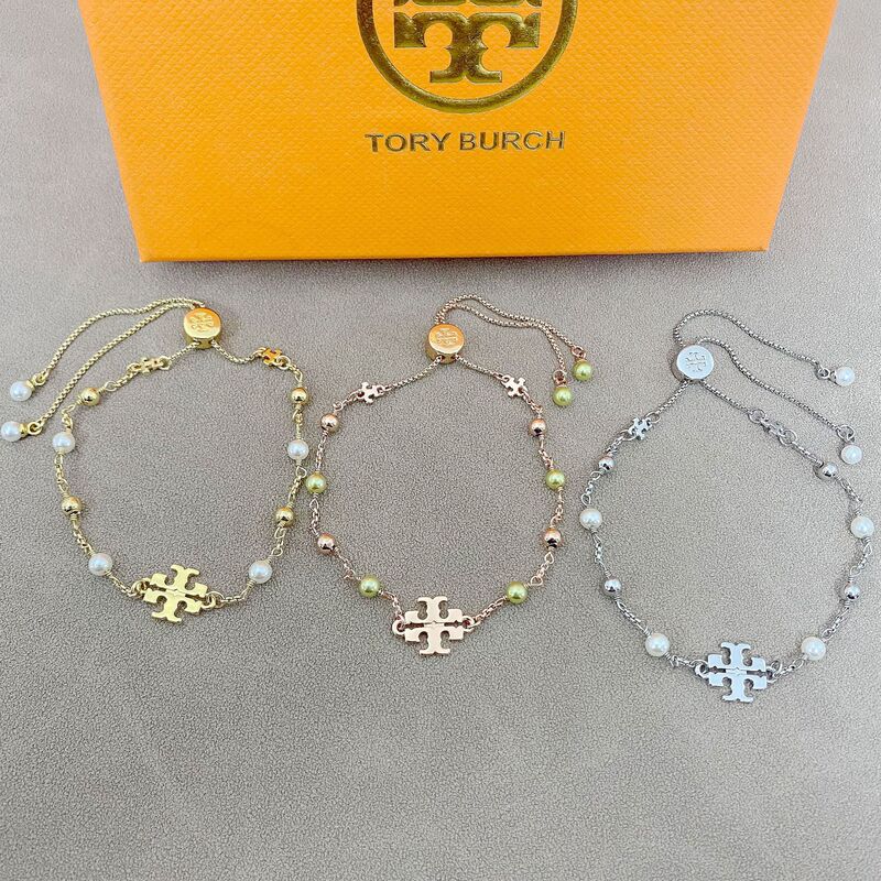 New Fashionable European and American Style Simple Commuter Bracelet with Gentle and Sweet Style, Inlaid with Freshwater Pearls and English Letter Metal