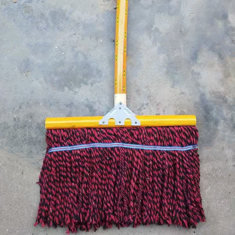 Factory wholesale household absorbent cotton thread mop cotton yarn large wood mop flat head wooden rod mop hand twist flat mop