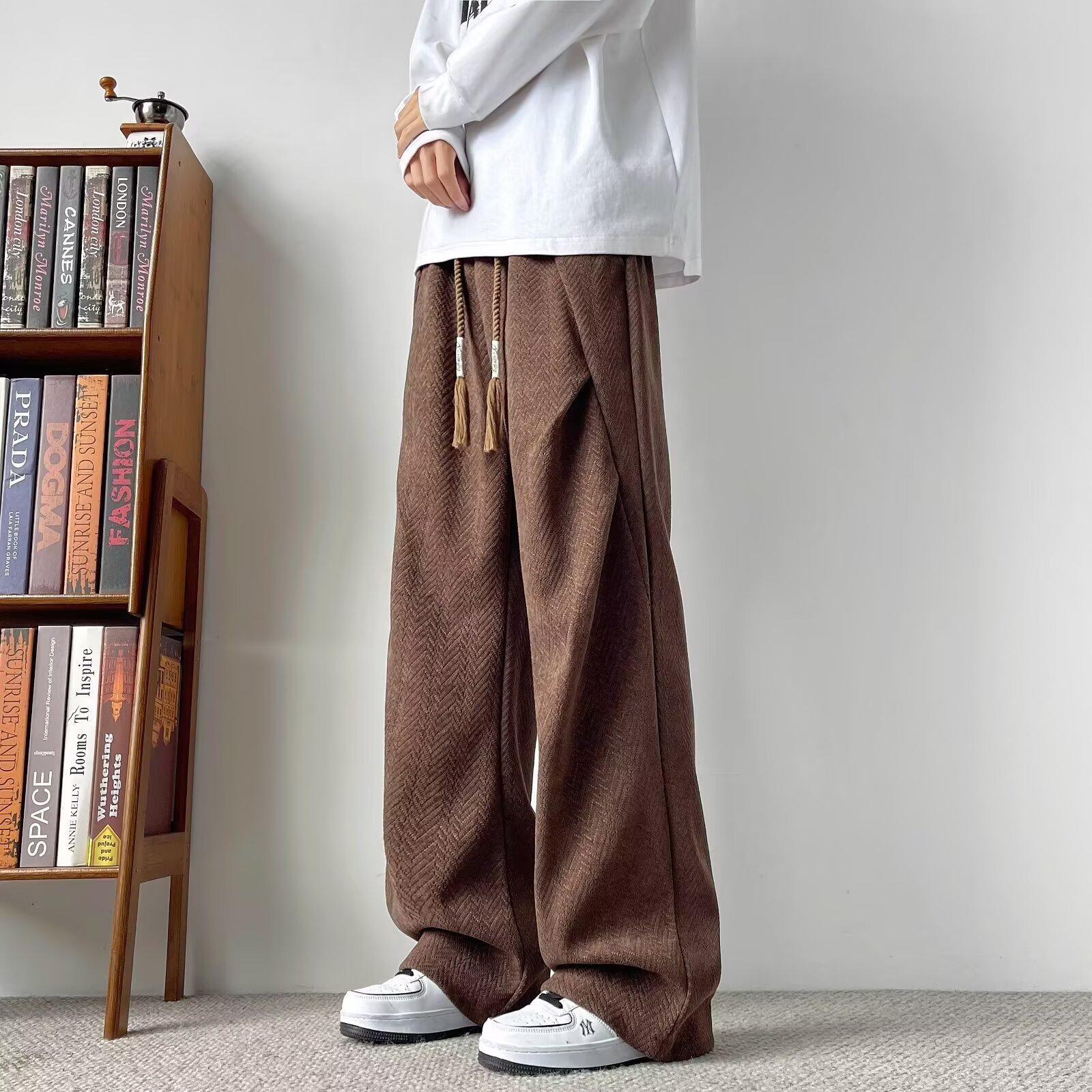 Wow Quick Return Autumn and Winter Men's Japanese Retro Loose Sweatpants Men's High-End American Wide-Leg Sports Casual Pants