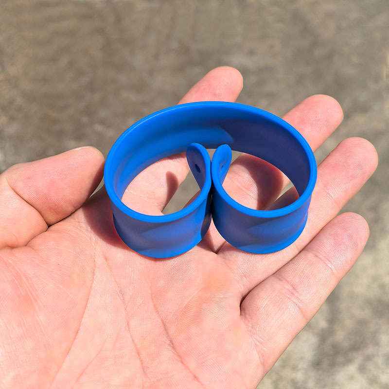 Brazalete de silicona collar de silicona color sólido impresión spot LOGO transfronteriza Europa y Estados Unidos partido pulsera pulsera anillo