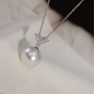 18K Gold Double "V" Design Pearl Pendant Zircon Inlaid Pendant Accessories Without Beads Without Chain Factory Direct Sales