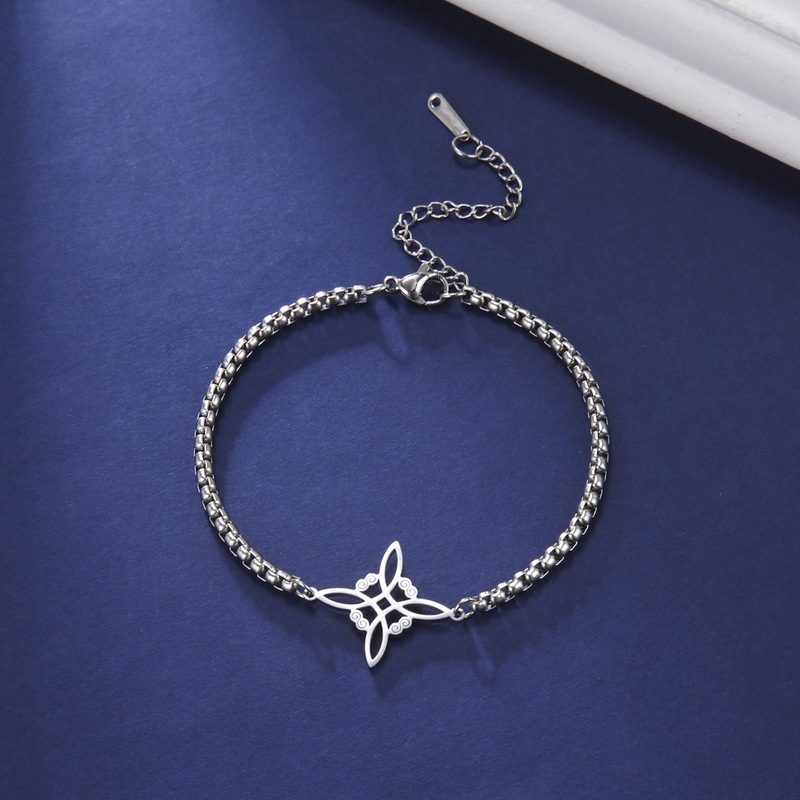 Foreign trade cross-border titanium steel box chain bracelet cut Hollow witch knot S-shaped double hole pendant 304 stainless steel bracelet Foreign trade cross-border titanium steel box chain bracelet cut Hollow witch knot S-shaped double hole pendant 304 stainless steel bracelet
