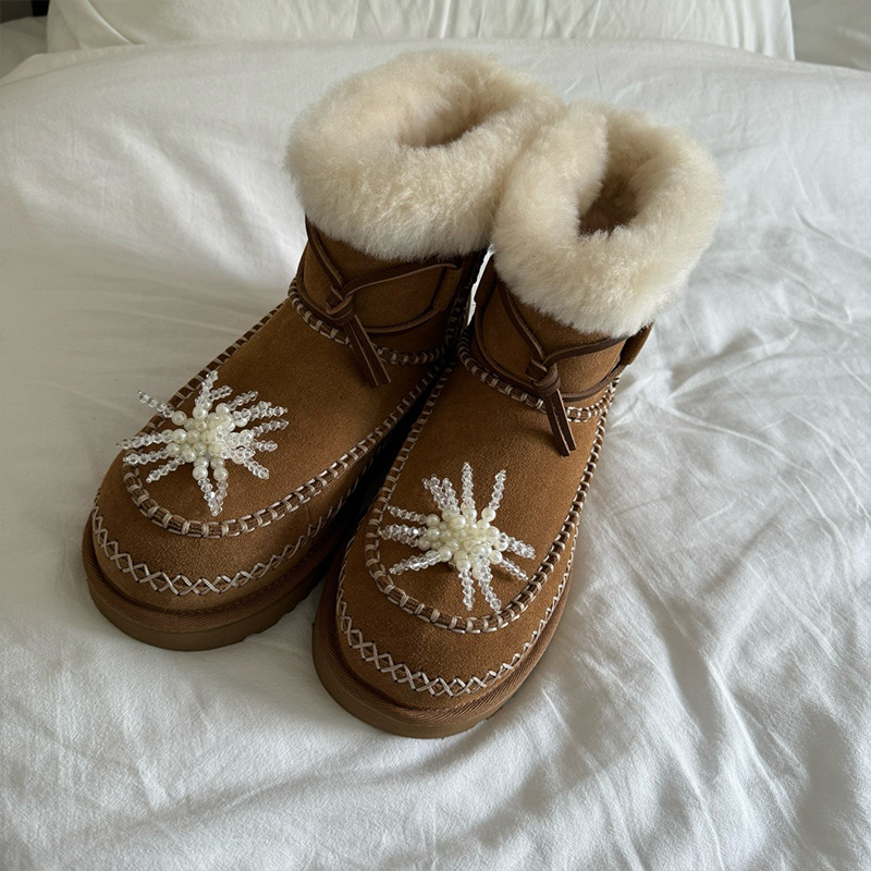 Botas de nieve botón de invierno nuevo arco de perlas zapatos de fichaje flor zapatos deportivos decoración mujer
