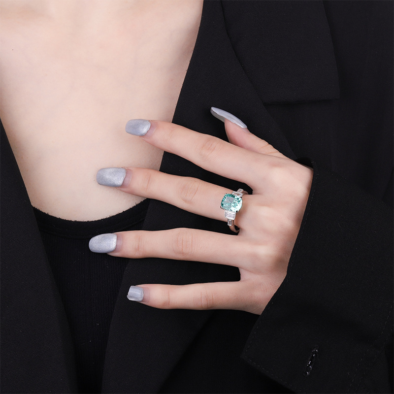 Zhuang Sheng joyería S925 todo el cuerpo de plata alto carbono diamante verde menta grasa cuadrado 5g simple anillo principal piedra 8*10