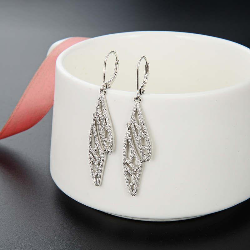 Pendientes de joyería popular de estilo simple Corea del Sur s925 pendientes de diamantes de plata completos pendientes de accesorios creativos para mujeres transfronterizas