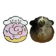 金属工艺品批发定制卡通仿珐琅徽章合金钥匙扣挂饰厂家定制