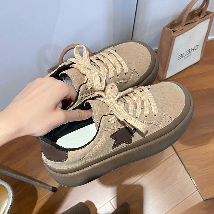 Nuohan home ~ niche star sneakers women's 2023 Autumn New Retro Hong Kong style popular platform casual white shoes