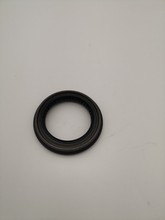 帕拉丁皮卡D21前轮油封40232-31G00