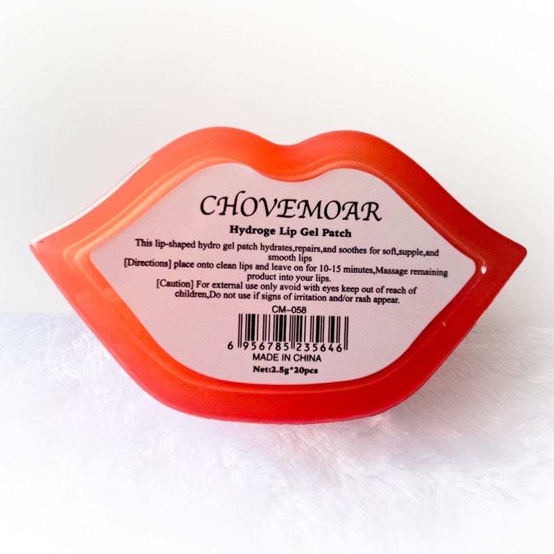 라벨이 붙은 병에 담긴 립스틱