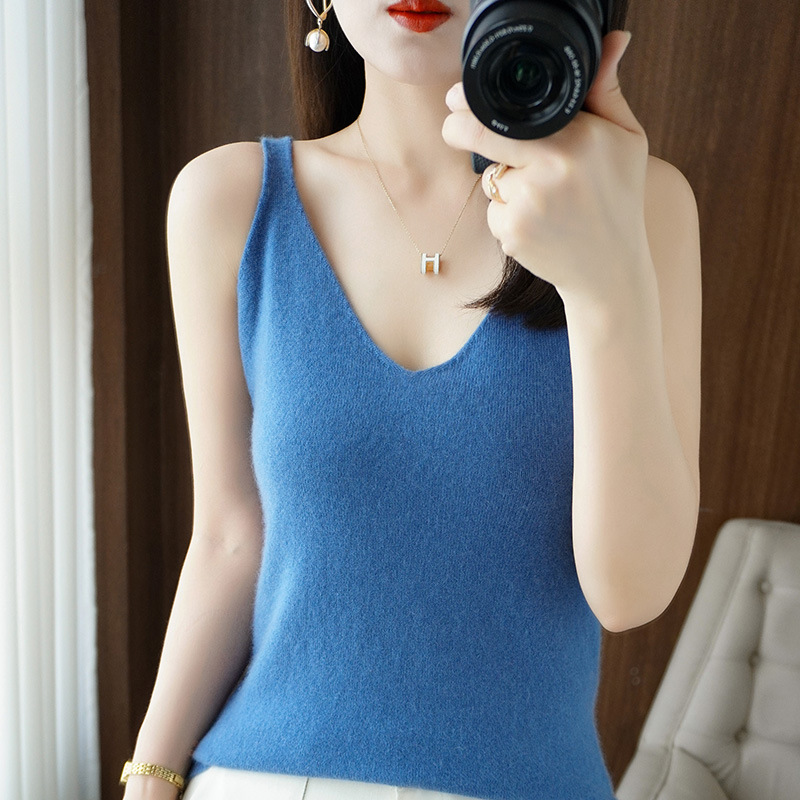 Knitted Suspenders Women's Early Spring and Summer 2023 New Inner Vest Sexy Loose Top V-neck Sleeveless Base Shirt Knitted Suspenders Women's Early Spring and Summer 2023 New Inner Vest Sexy Loose Top V-neck Sleeveless Base Shirt