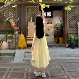 法式奶黄色v领孕妇连衣裙2024夏季新款无袖蓬蓬裙中长款宽松长裙