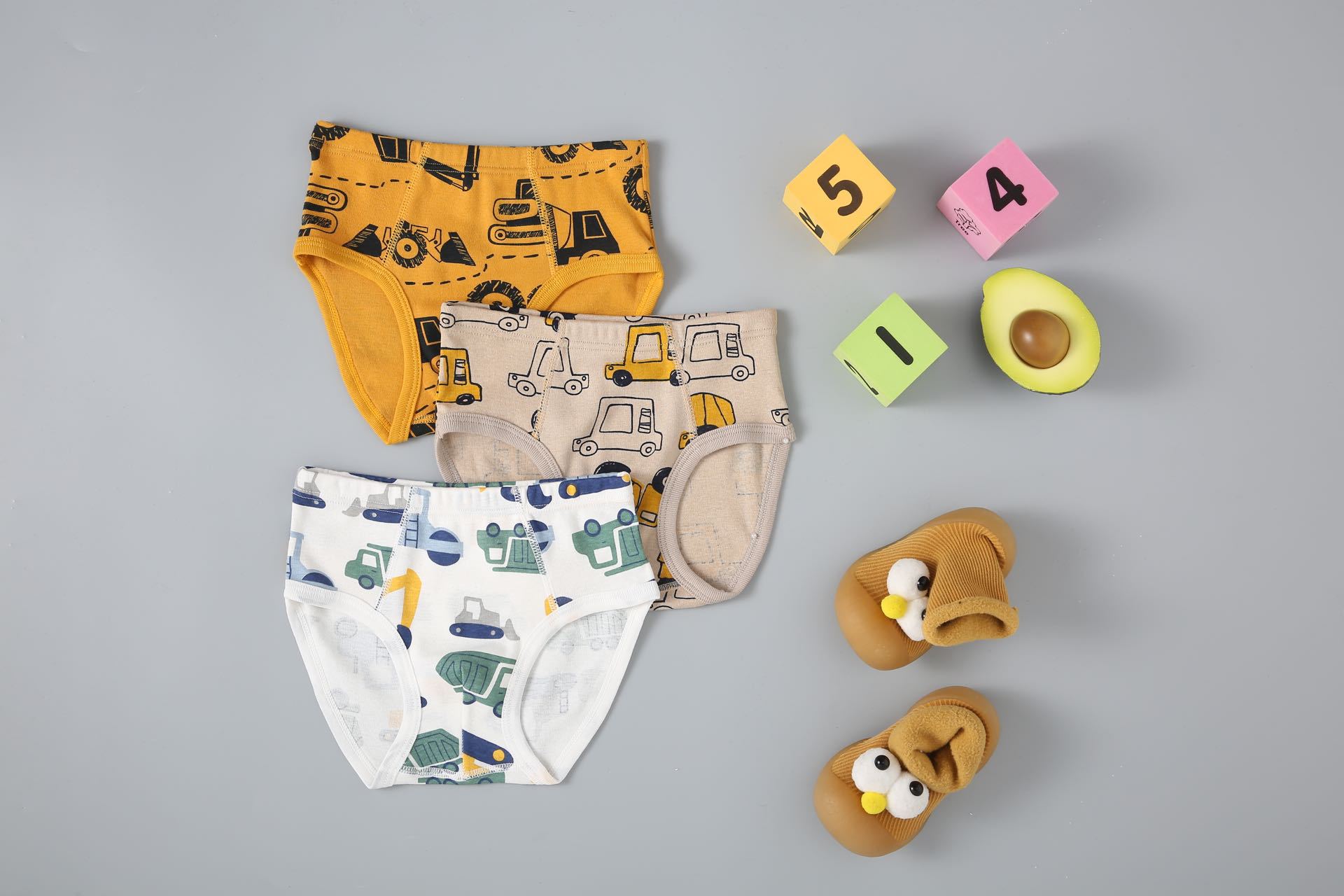 Желтая комбинация машины крюка