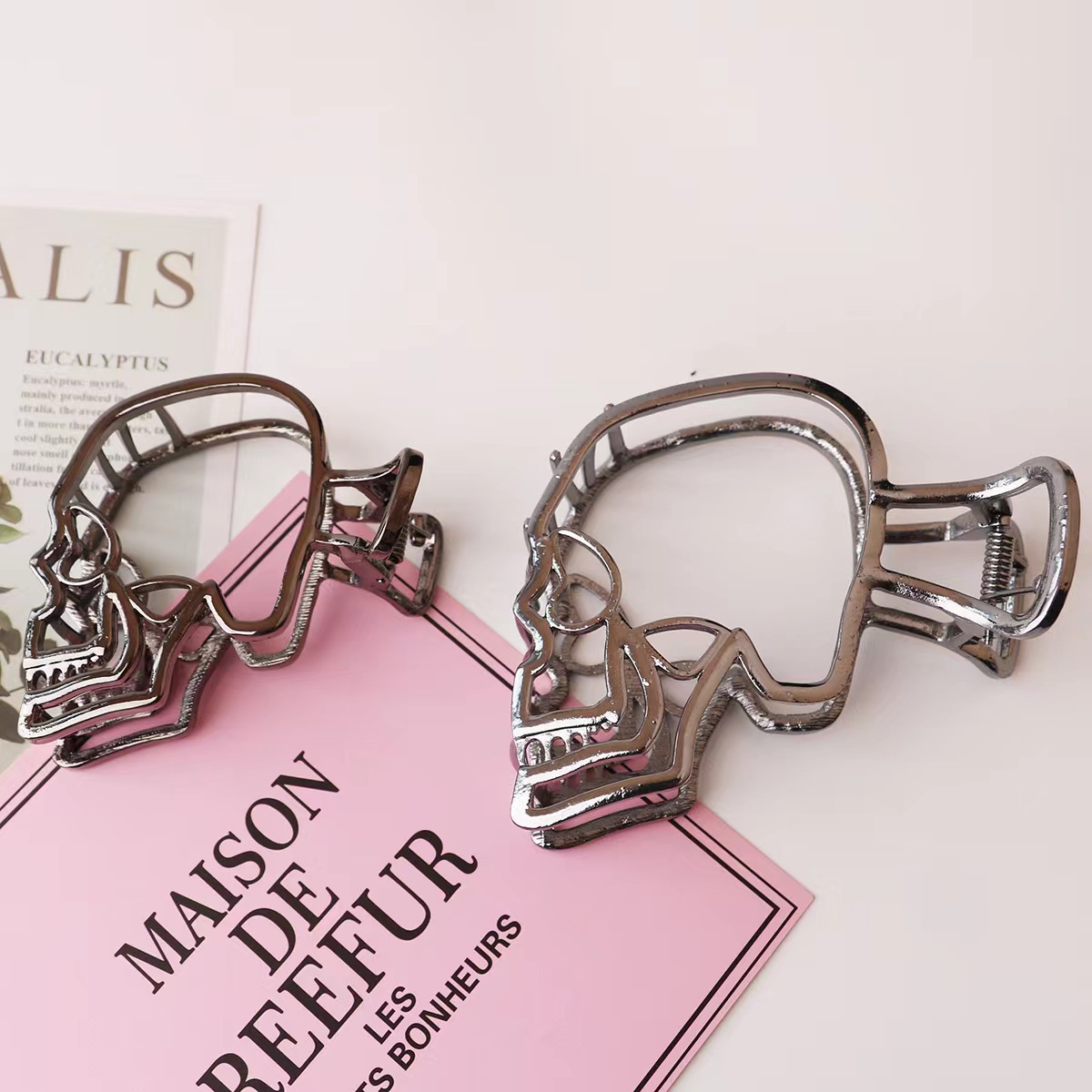 Horquilla de calavera de metal de Halloween Clip de agarre de calavera oscura de Halloween Clip de joyería de cosplay de terror