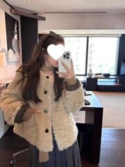 单排扣宽松短款女冬圆领皮毛一体毛毛外套仿皮草贡米色图片黑氨纶