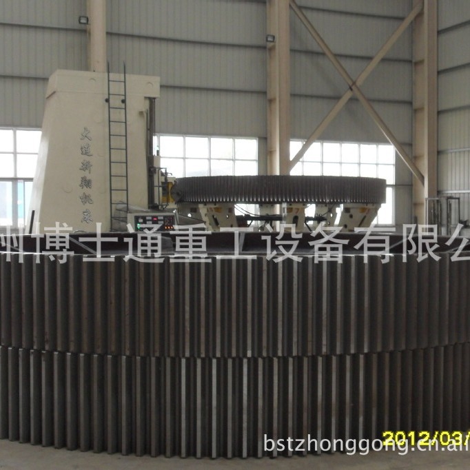 供应大型球磨机、回转窑、篦冷机配件、5000吨水泥设备配件蓖板