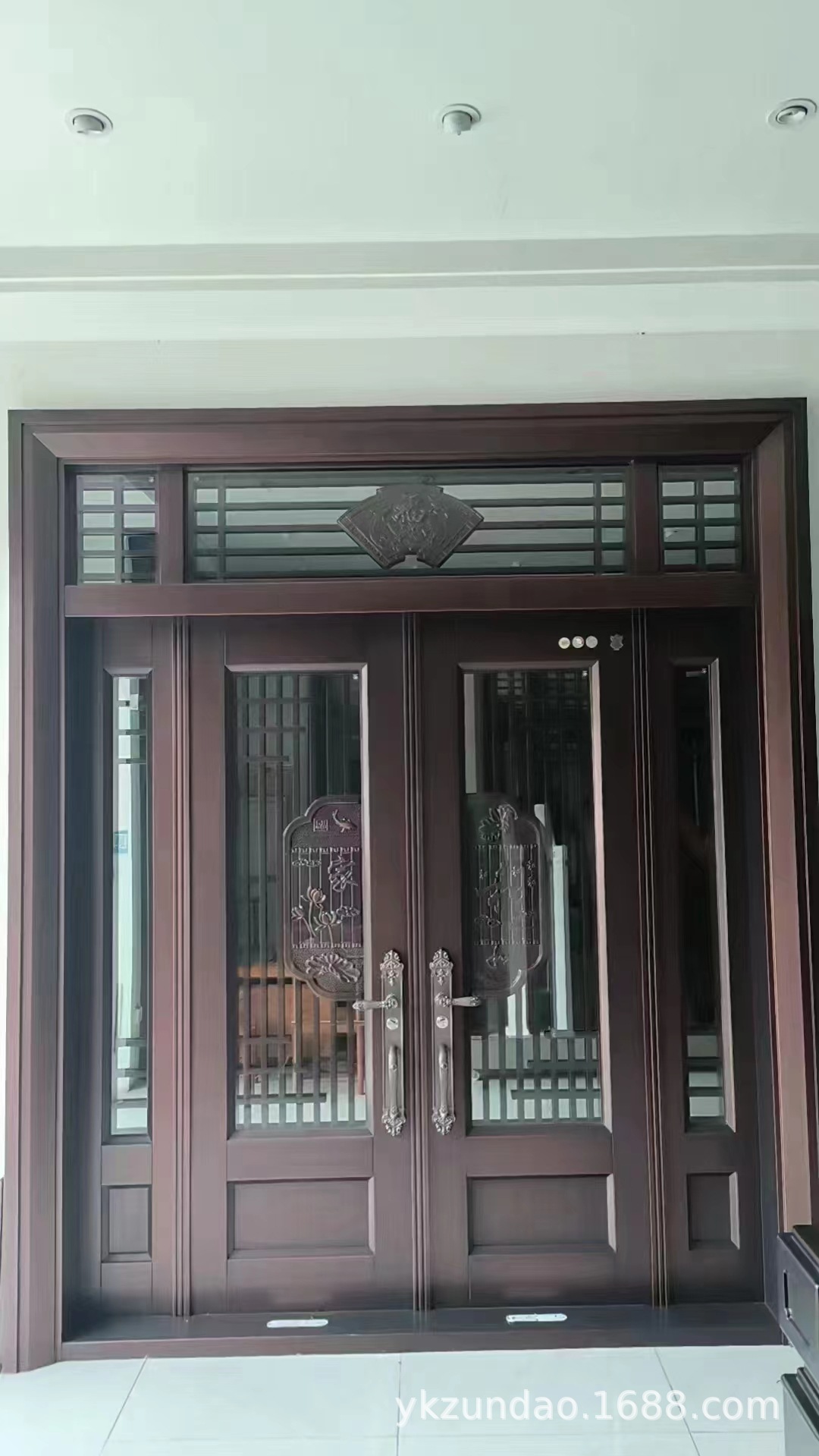 四开锌合金玻璃大门