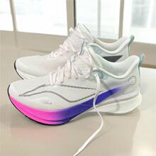 �³���8PRO͸���ܲ�Ь���I����̼�����8��Ь���p�W���p���\��Ь