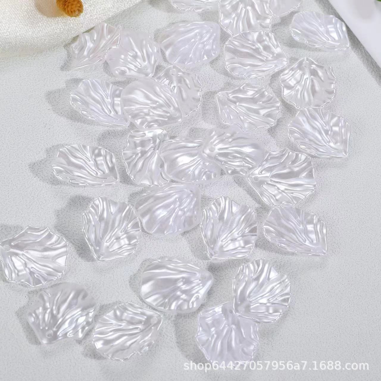 Patrón de porcelana blanca / colorado / perlada versátil col hojas diy cuentas cadenas de teléfonos móviles pulseras colgante accesorios de cadena