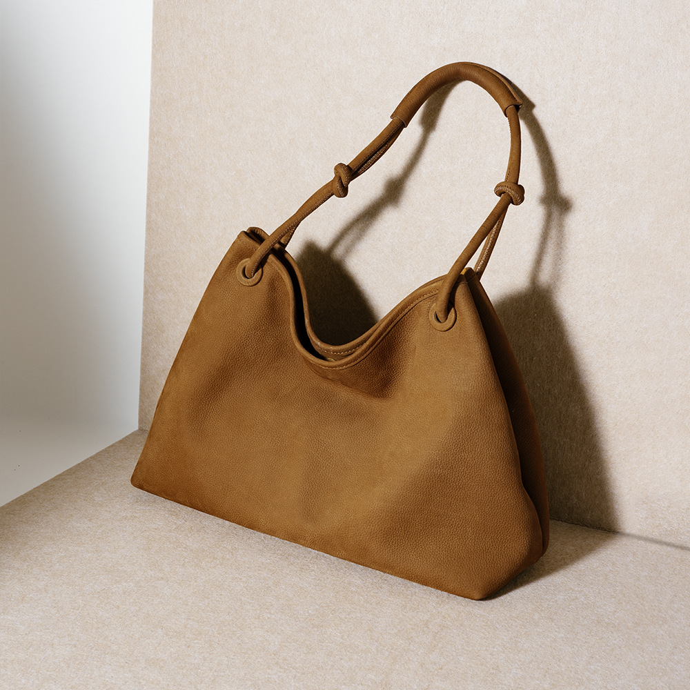ZAMO Top-Grain Leather Tote Bag for Women, Large-Capacity Vintage Commuter Shoulder Handbag - Thumbnail 3