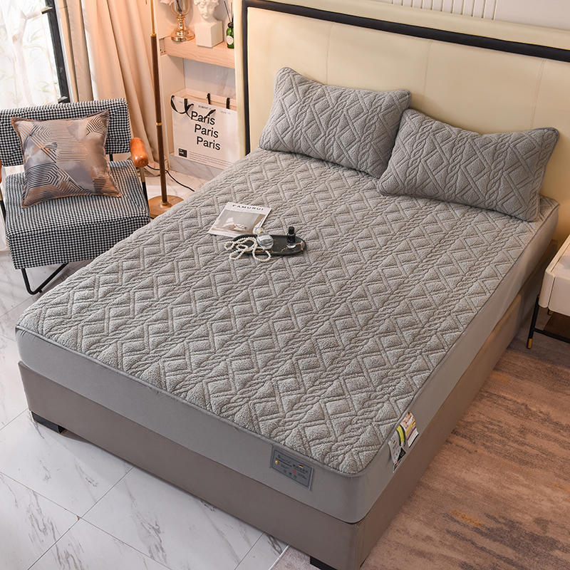 Style Lamb Velvet German Velvet Quick-warm Thickened Quilted Sheet Autumn And Winter Mattress Protector All-inclusive Bed Cover