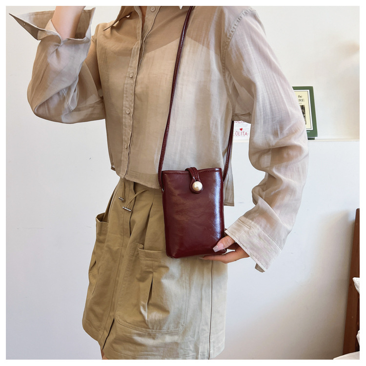 Geantă de umăr crossbody pentru telefon, nouă și versatilă, 2024, simplă și la modă, ușoară și casual, pentru mers pe jos_voghion.com