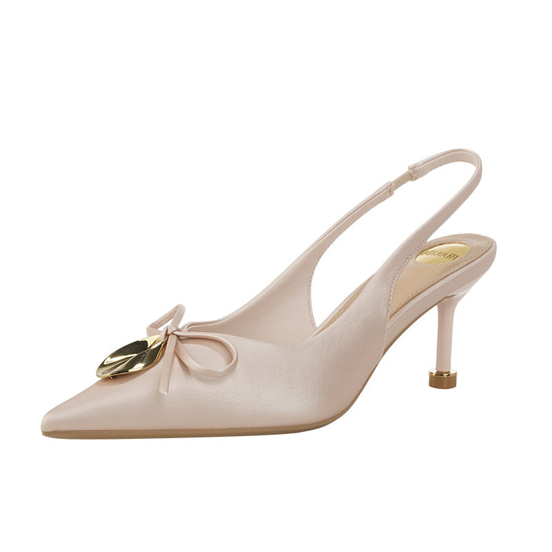 Sandal cao gót nữ mũi nhọn bít mũi đính nơ khóa kim loại, gót 6–8 cm — Màu hồng nhạt, Màu trắng ngà, Màu vàng nhạt