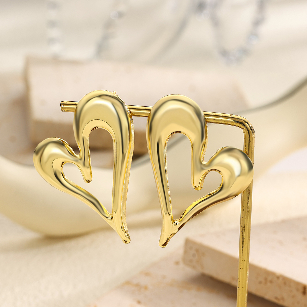 Multi-layer Heart Drop Earrings Gold Geometric Hoop Earrings_voghion.com