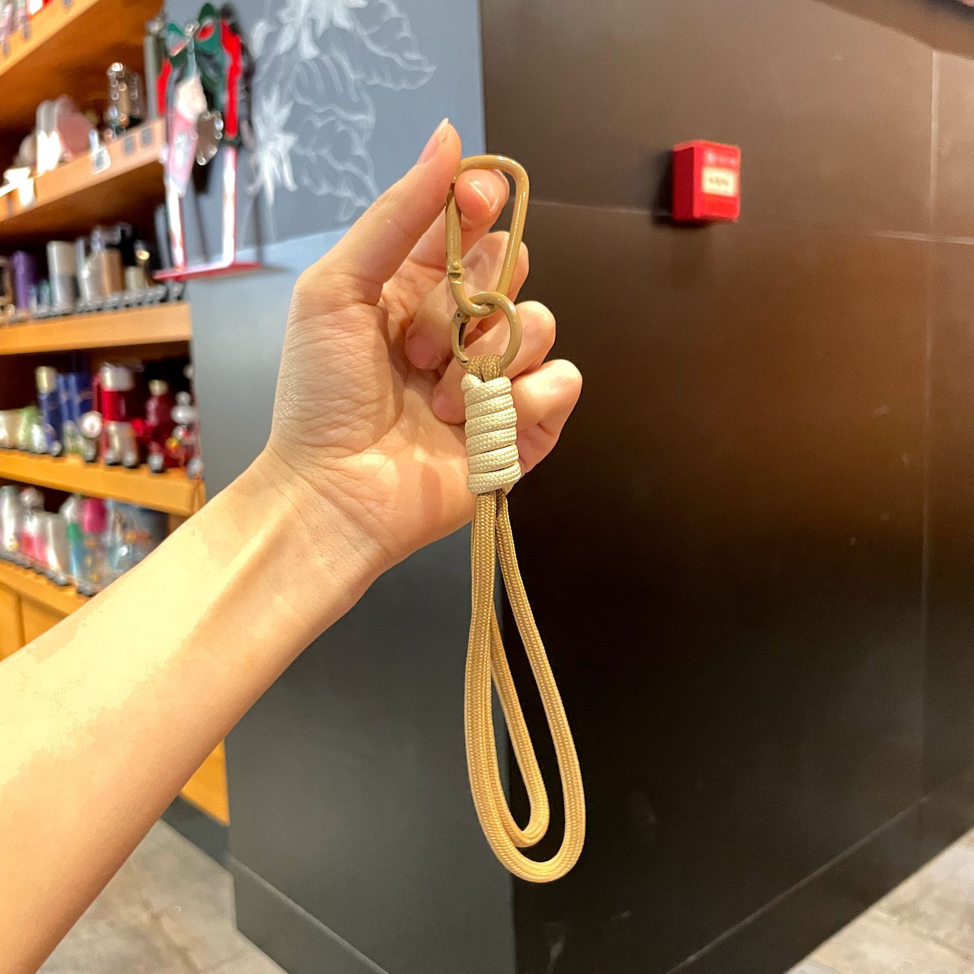 Unlabeled double rope-coffee color