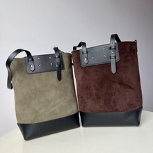 �¿���Ů��С���OӋ�Ľǿp���ذ�ĥɰƤˮͰ���������μ�б��Ů��