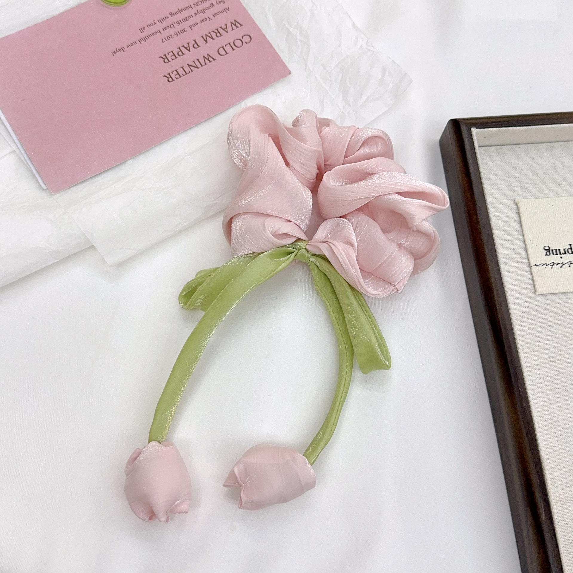 Dulce flotante Tulip Big intestino anillo de cabello nuevo temperamento de alta calidad adornos para el cabello de moda de alta gama